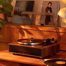 1byone auto-off feature conserves power when playback ends.