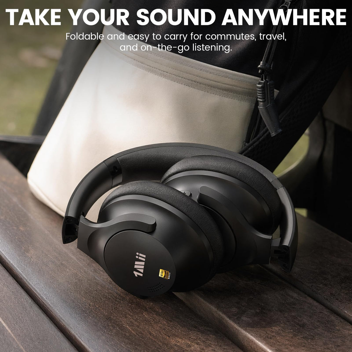 1Mii Y8+ lifestyle scene at a cafe showing noise reduction for clearer audio