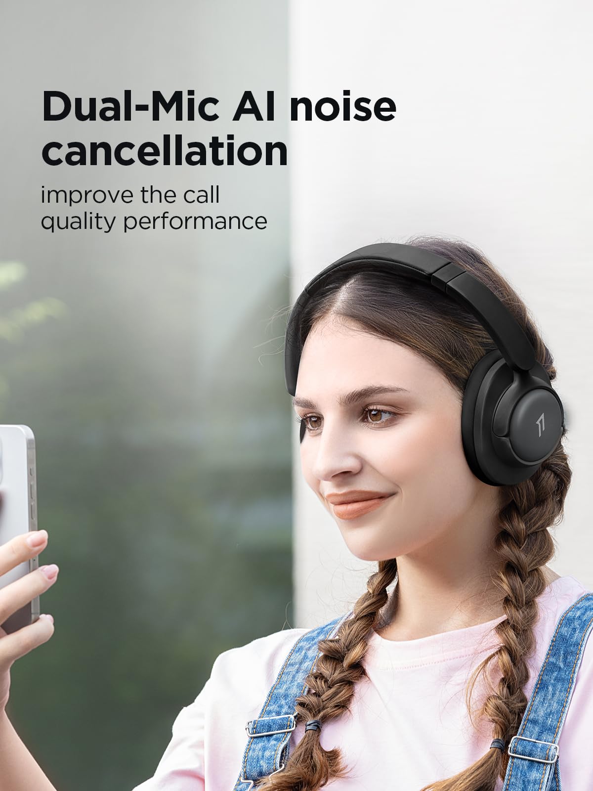 1MORE SonoFlow SE transparent mode demo showing safety-aware listening benefit