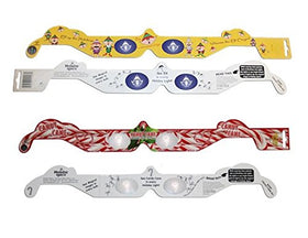 Person wearing HolidayEyes glasses while viewing bright lights for enhanced depth