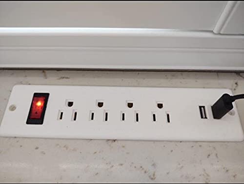 4 LEAF USB power strip ideal for conference desks and shared spaces.