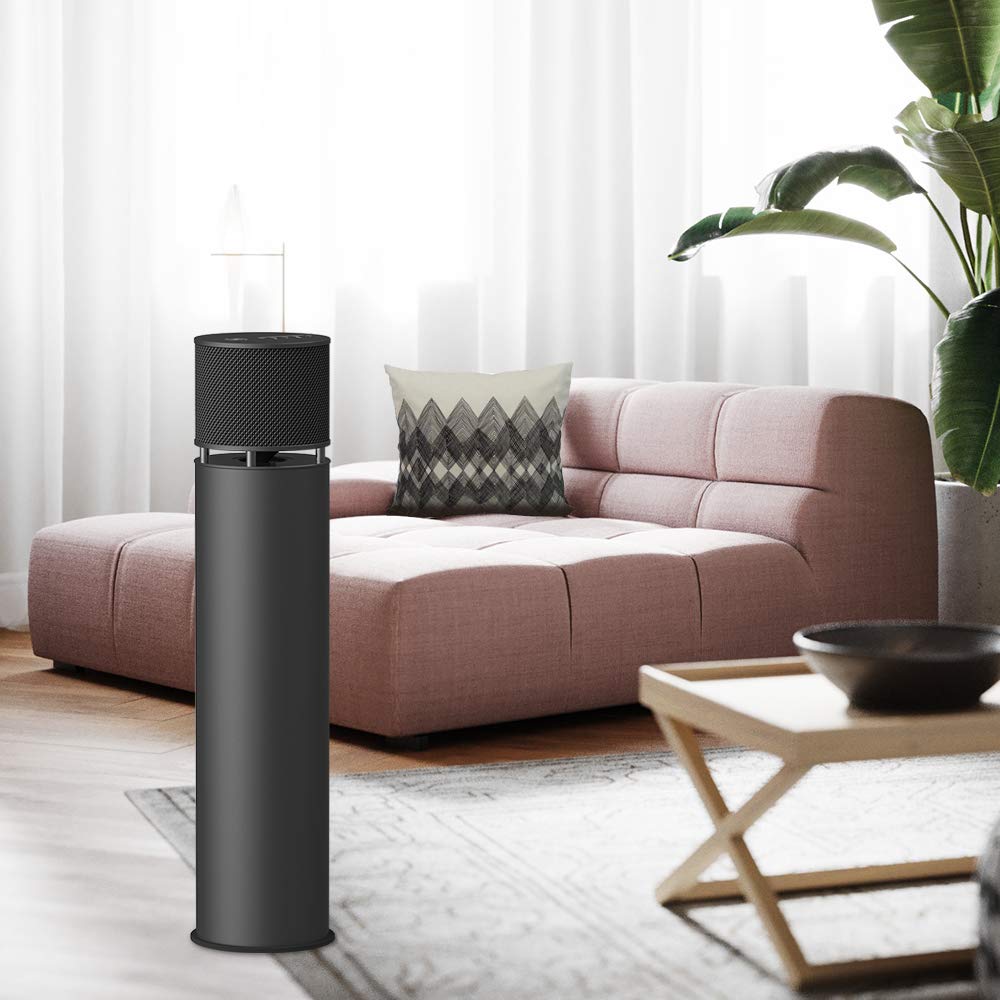 ABRAMTEK E600 in-use outdoor party demonstrates 360° sound coverage.