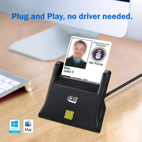 Adesso SCR-300 USB port detail for easy plug-and-play