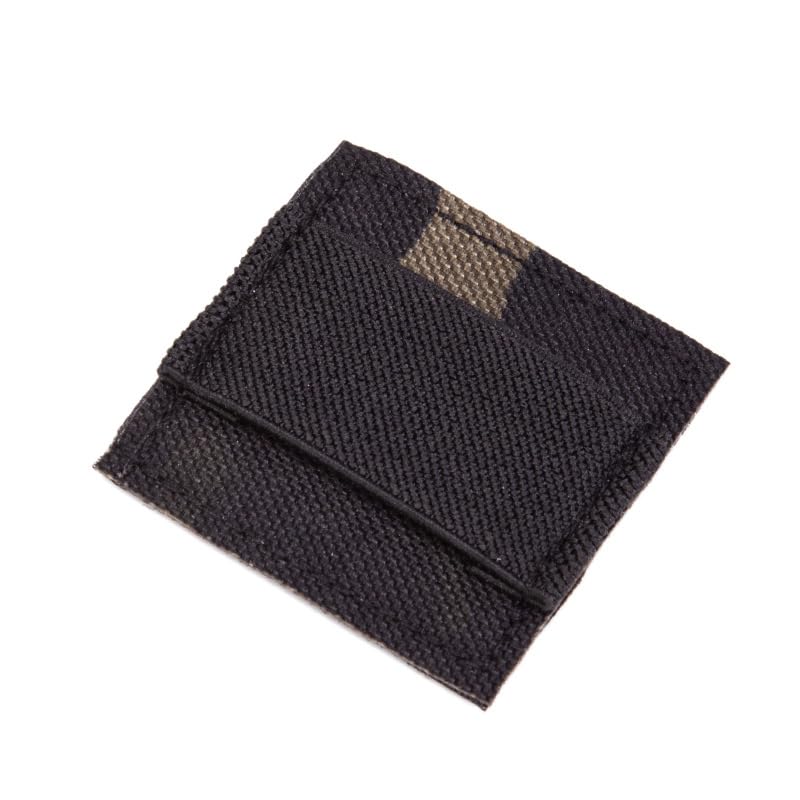 Aekvinks elastic band detail holding cable securely to prevent snags benefit
