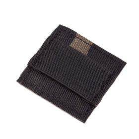 Aekvinks elastic band detail holding cable securely to prevent snags benefit