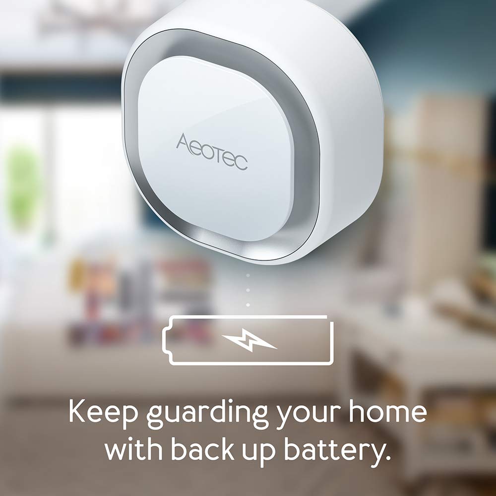 Aeotec Siren 6 wall mount installation demonstrates easy placement
