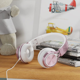 AILIHEN headphones suited for classroom use and everyday learning.