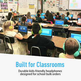 AILIHEN SharePort lets three students listen from one device