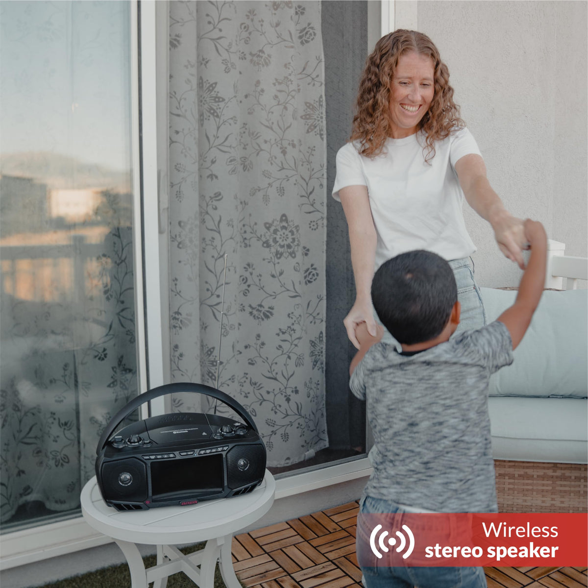 Aiwa portable boombox portable power option supports eight D batteries.