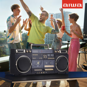aiwa BackTrack FM/AM radio keeps you updated with local broadcasts