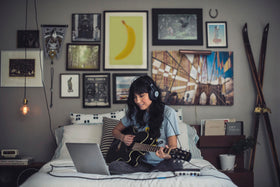 AKG K72 self-adjusting headband ensuring comfortable all-day wear