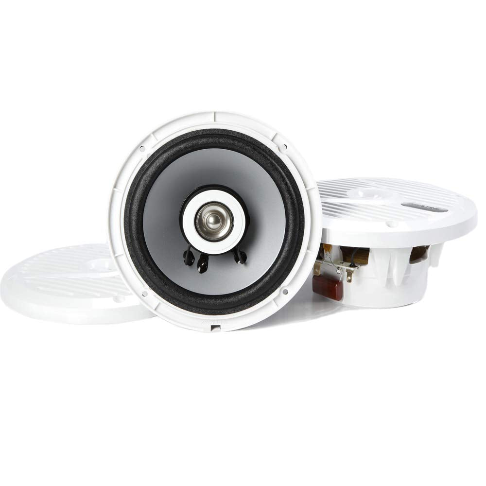 Alpine SPS-M601W mounted on a boat deck for high-quality audio on water