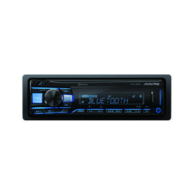 Alpine UTE-83BT Bluetooth with external mic enables clearer hands-free calls.