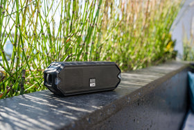 Altec Lansing charging phone via USB, convenient emergency power