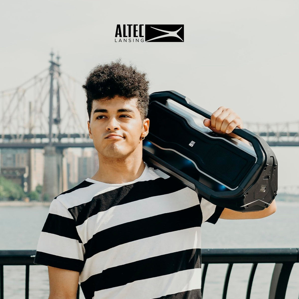 Altec Lansing ROCKBOX water resistance protects against snow and dirt