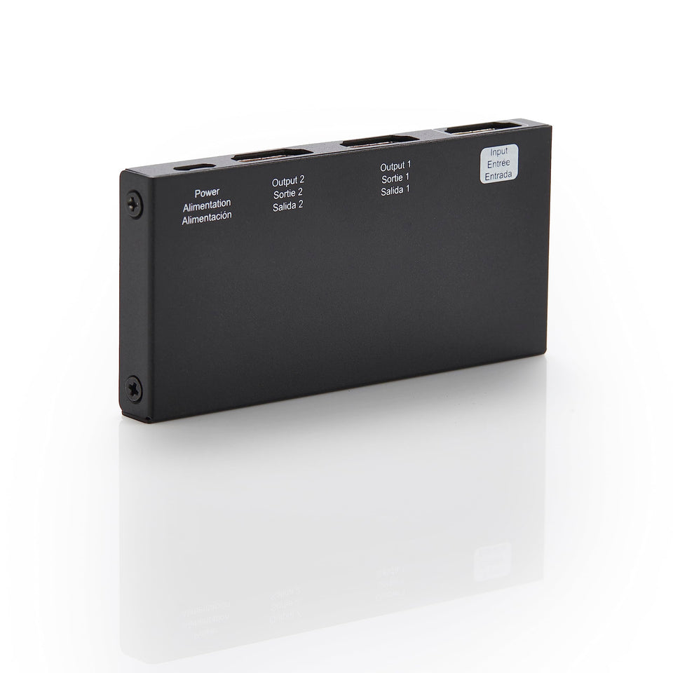 Amazon Basics HDMI splitter front view duplicating a single source to two displays