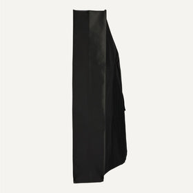 Amazon Basics cover displaying dimensions 51.7 x 31 inches for proper fit