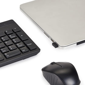 Amazon Basics plug-and-play setup with broad Windows compatibility.