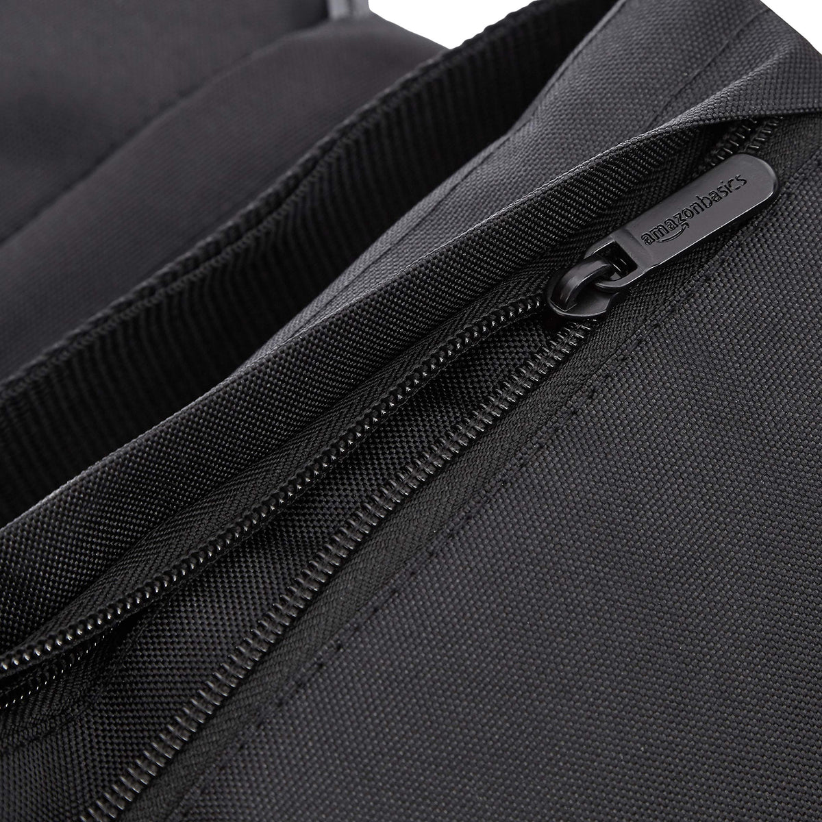 Amazon Basics sandbags include a carrying handle for portable placement