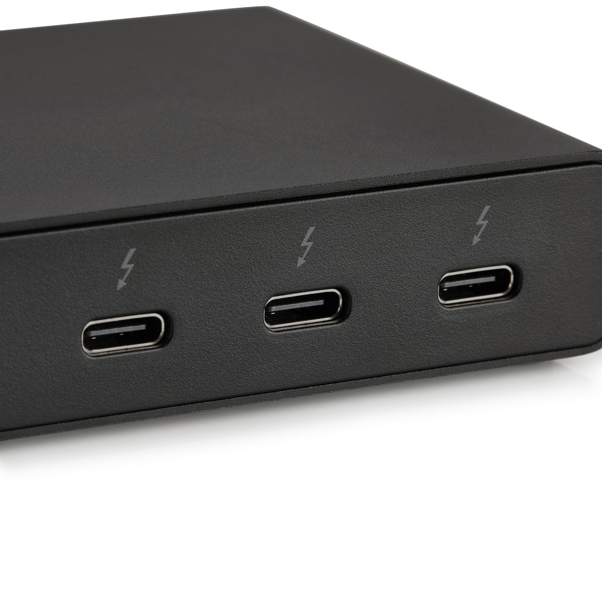 Amazon Basics Thunderbolt 4 Dock supports dual 4K displays for crisp multitasking.