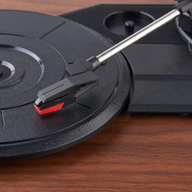 Amazon Basics connection options include RCA, headphone, and aux input for flexible setups