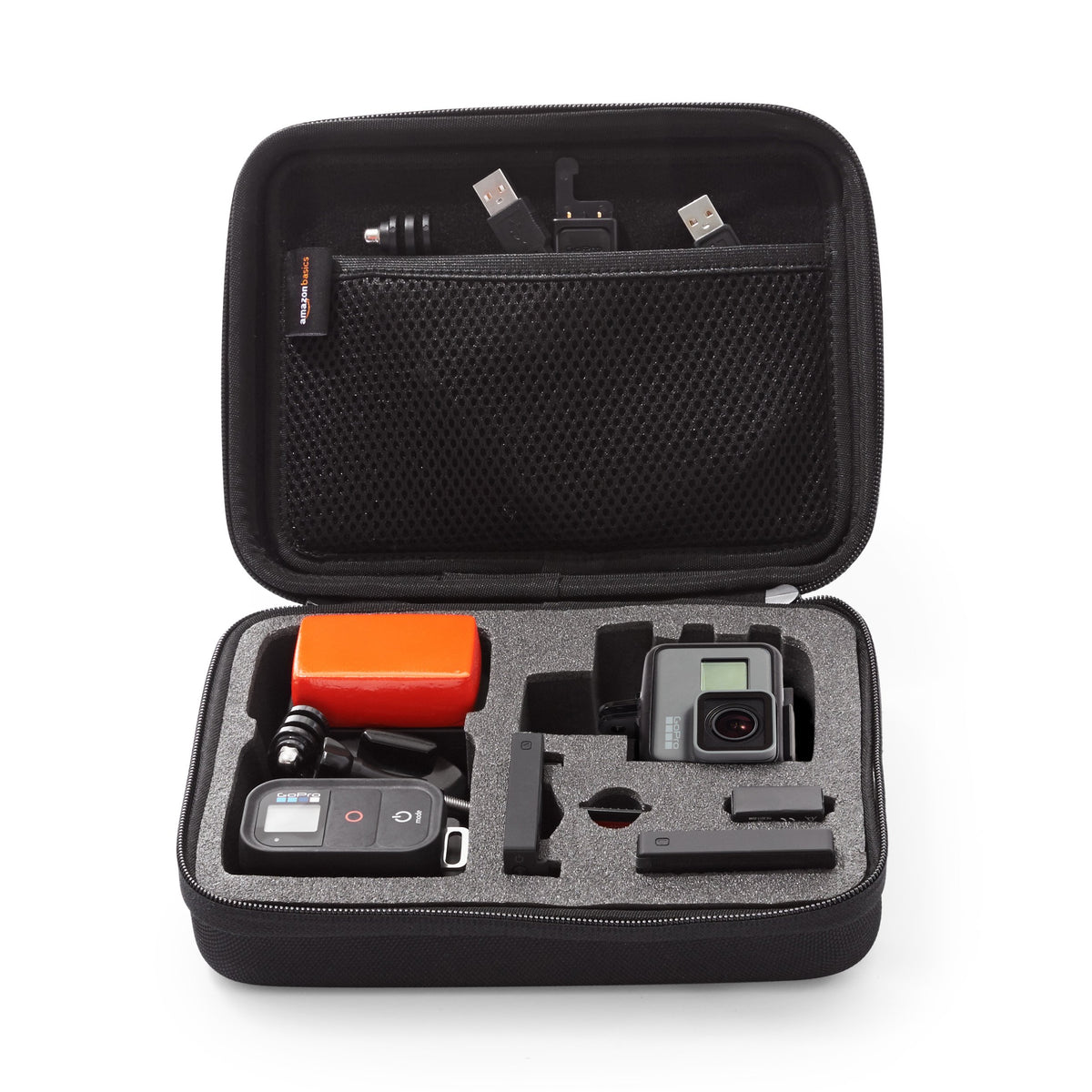 Rugged zipper on the Amazon Basics protective case for reliable closure.