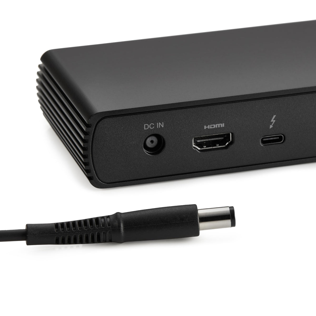 8K HDMI output option showcased for high‑resolution creative work.