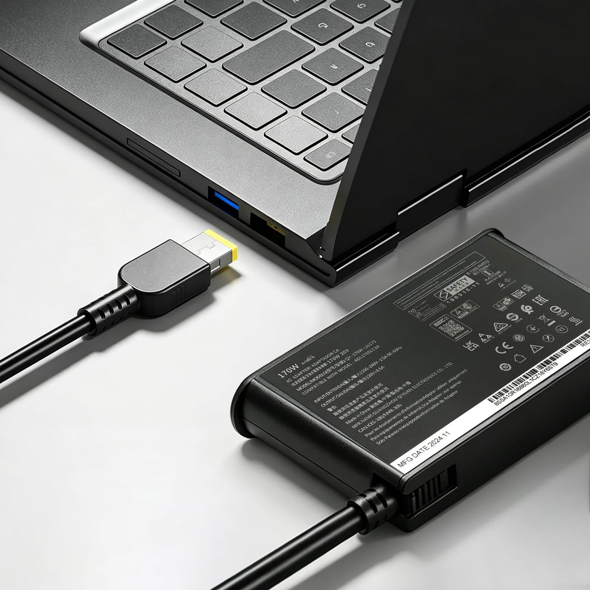 amguog in use on legion slim laptop illustrating stable charging under load