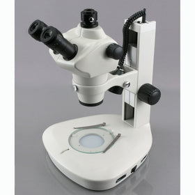 AmScope 4.5-inch working distance supports larger samples and easy maneuvering.