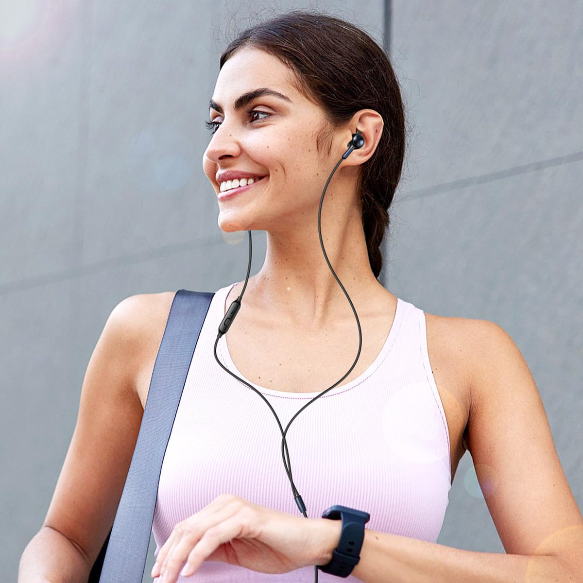 APETOO running-friendly wired ear buds for workouts and travel.