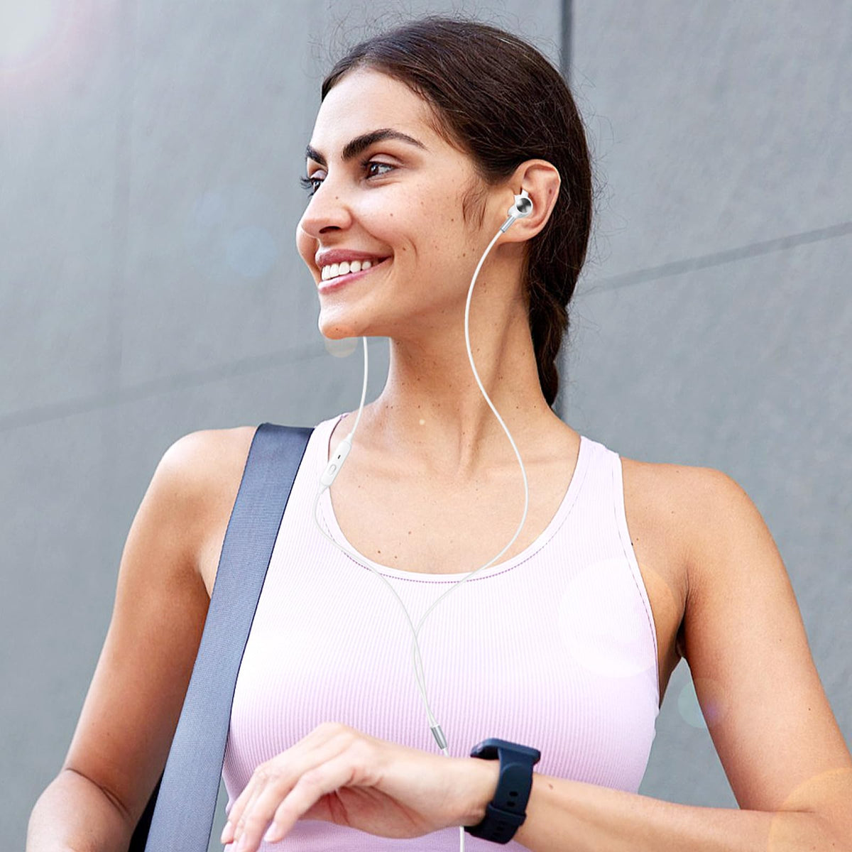 APETOO wired earbuds compact design ideal for travel and daily carry