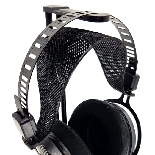 Apos Capra strap with suspension design reducing pressure during long sessions