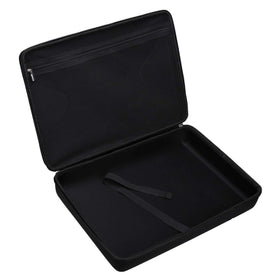 Aproca case shows a comfortable handle for easy carrying.