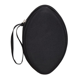 Aproca zipper and hand strap detail for easy carrying and secure closure