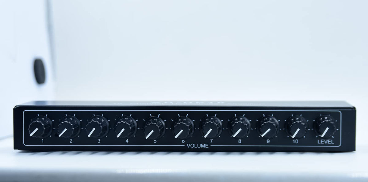 Arklove in studio powering headphones for shared monitoring and clarity