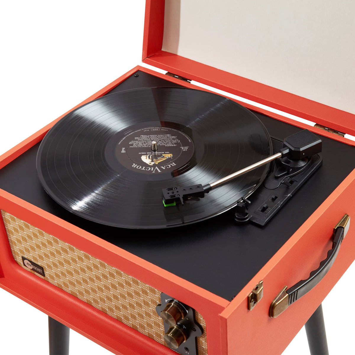 Arkrocket built-in speakers deliver dynamic full-range audio for rich playback.