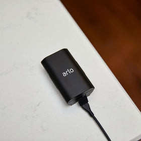 Arlo USB charging cable micro USB enables quick, easy recharging.