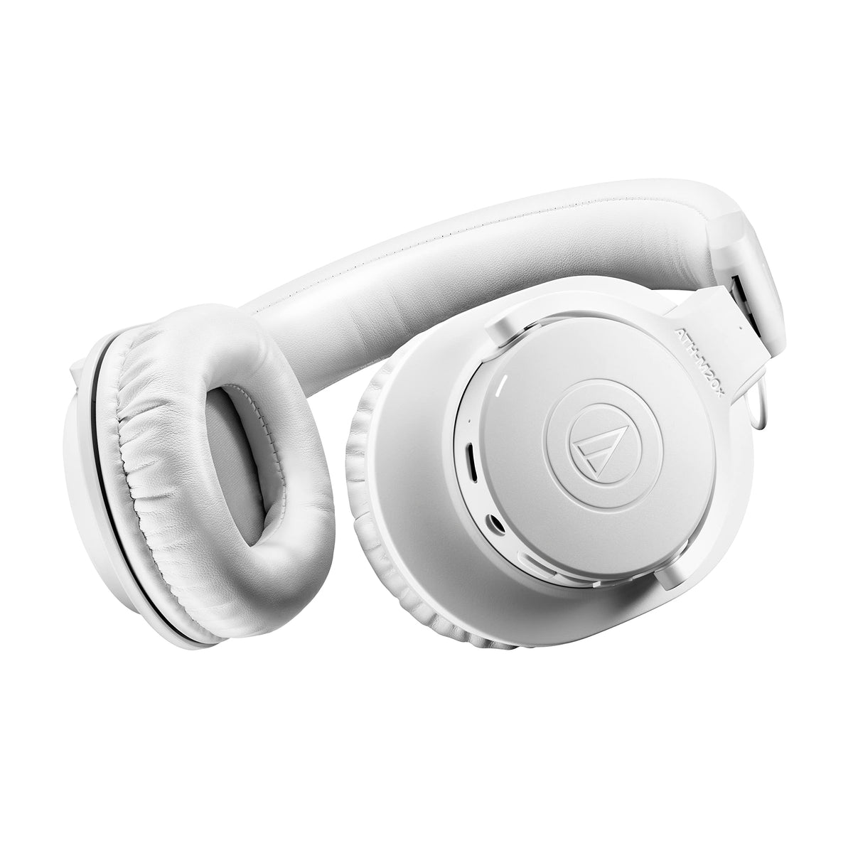 Audio-Technica ATH-M20xBTWH low latency mode keeps audio in sync for videos and games