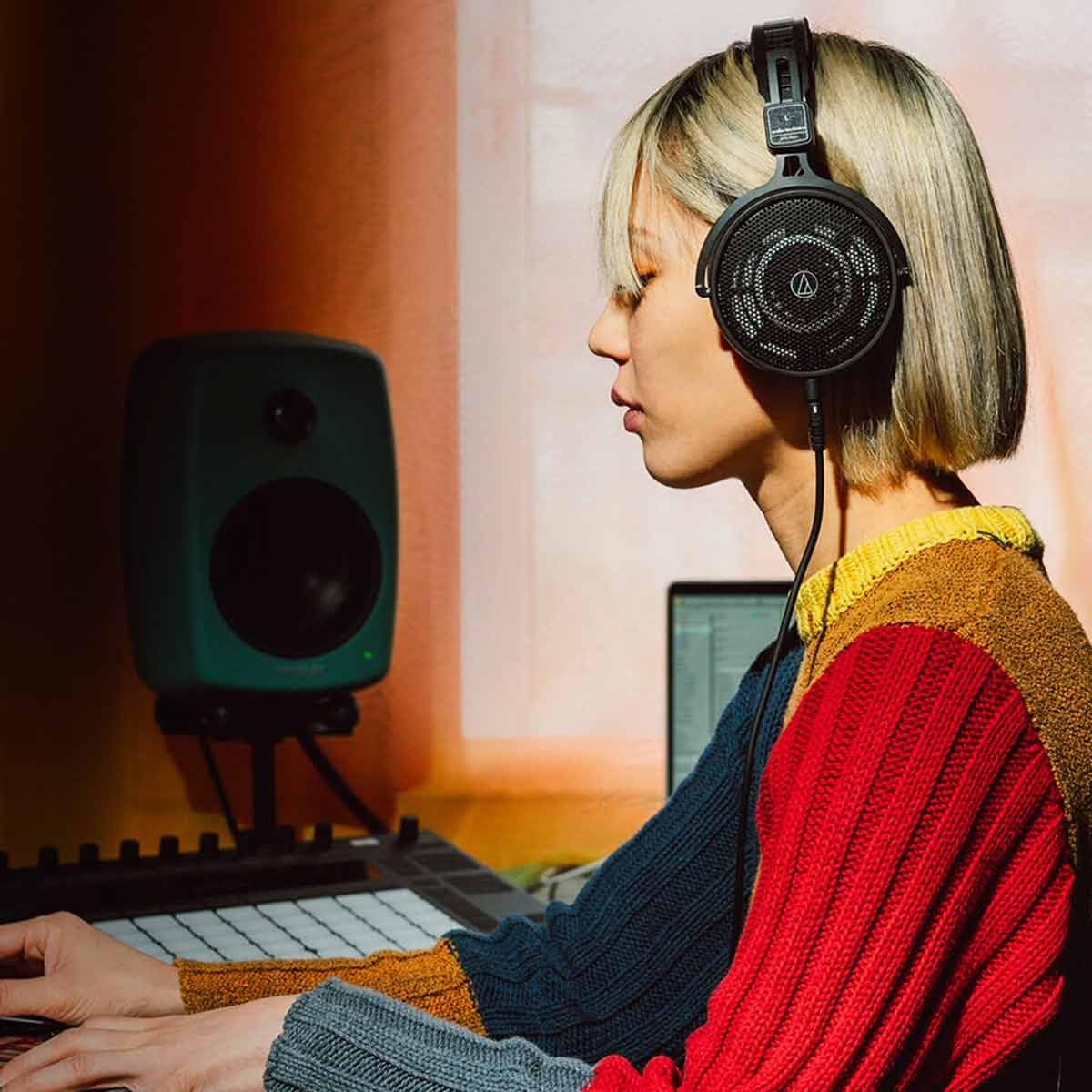Audio-Technica ATH-R50x carrying pouch for safe transport and storage.