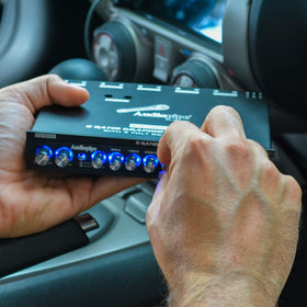 Gold plated RCA connectors on Audiopipe EQ-909X preserve signal integrity