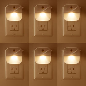 AULTRA front view plug-in night light shows compact design and safe glow