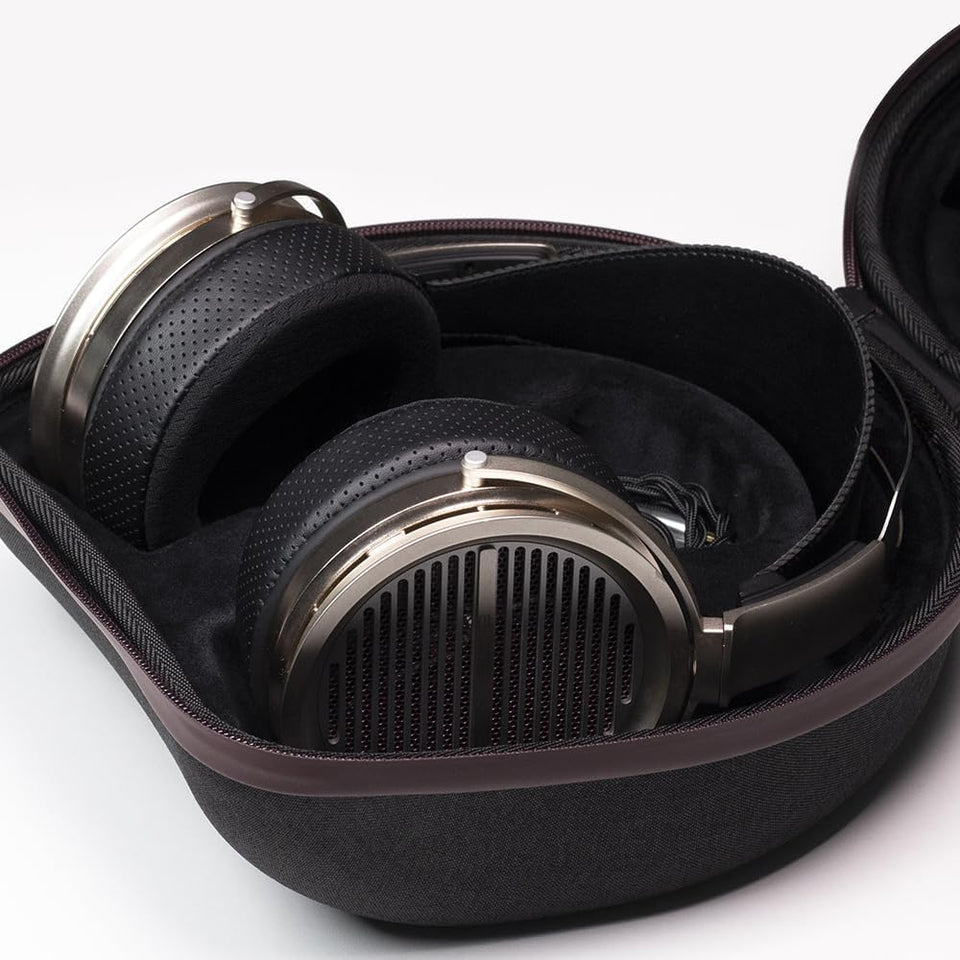 Aune AR5000 open-back earcup close-up showing wide soundstage and detail