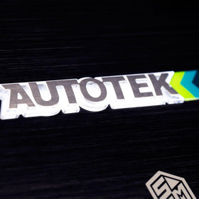 Autotek SM-2000 top label and specs plate illustrating model details and ratings