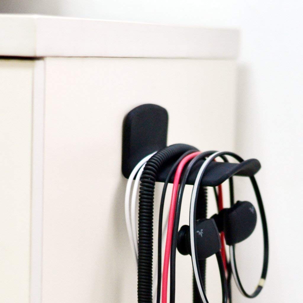 Avantree Neetto HS907 multi-purpose hanger holds cables and small gadgets.