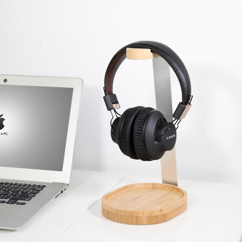 Avantree TR902 aluminum frame highlights durable, modern construction for heavy headphones.