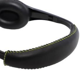 Avid Education AE-36-GR single TRRS plug connects to mixed devices.