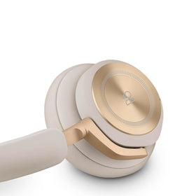 Bang & Olufsen Beoplay HX sustainable materials and durable construction
