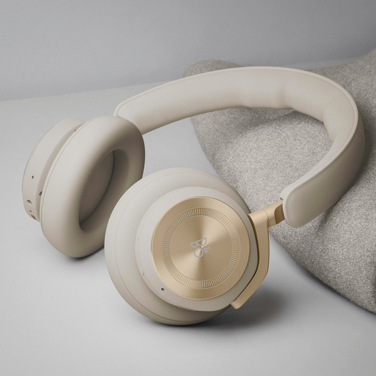 Bang & Olufsen Beoplay HX ear cups in soft lambskin surface