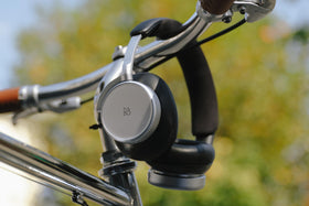 Beoplay H100 binaural spatial sound with head-tracking enhances media experiences