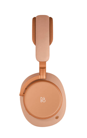 Beoplay H100 headband with memory foam for light, breathable wear.